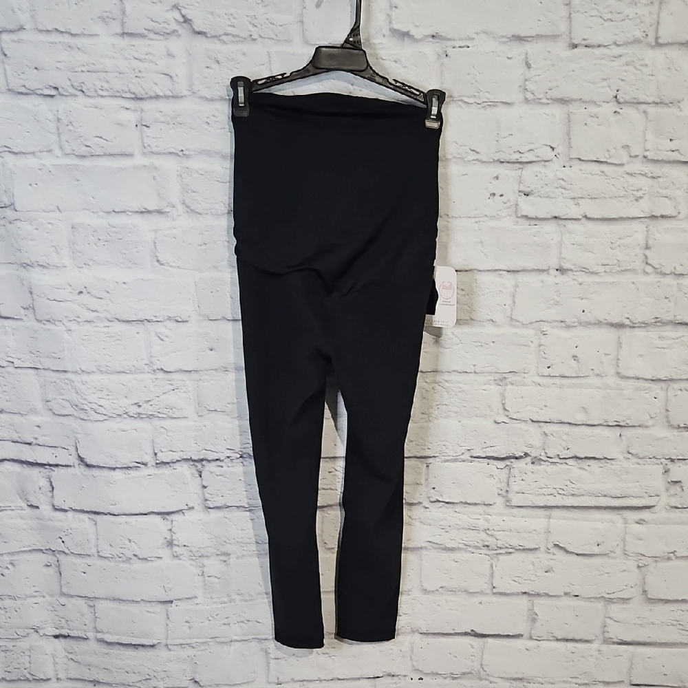 Isabel Maternity Active Capri Leggings